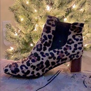 Trendy boots for weekend brunch or a night out.